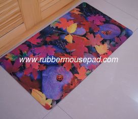 China Comfortable Beautiful Rubber Floor Carpet , Rubber Foam Flooring Mat supplier