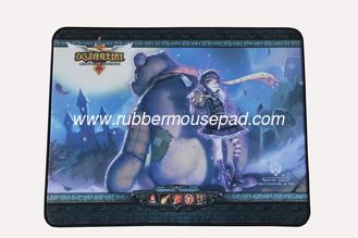 China Game Playing Durable Rubber Play Mat Foldable Smooth Fabric Custom Design supplier
