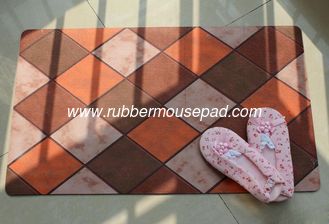 China Beautiful Soft Rubber Floor Carpet , Non-Slip Rubber Plastic Floor Mat supplier