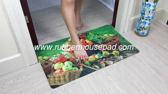 China Outdoor Durable Rubber Floor Carpet Soft With Customized Shape &amp; Style supplier