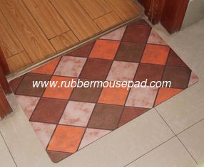 China Washable Softness Rubber Floor Carpet , Beautiful Woven Rubber Floor Mats supplier