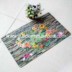 China Rectangular Soft Rubber Floor Carpet Durable With Beautiful Pattern supplier